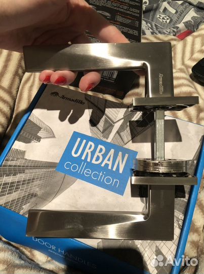 Дверные ручки межкомнатные с замком новые