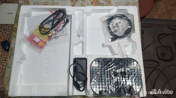 Монитор AOC 27B2H