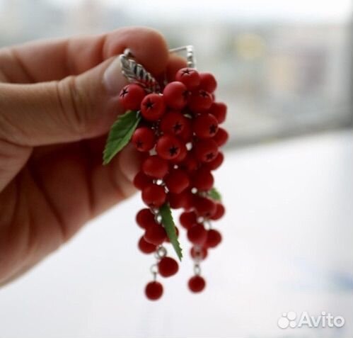 Серьги гроздья с рябиной