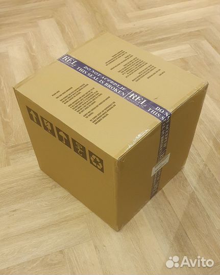 Сабвуфер REL T7x, новый, не вскрытая упаковка