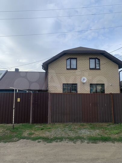 Дом 100 м² на участке 17 сот.