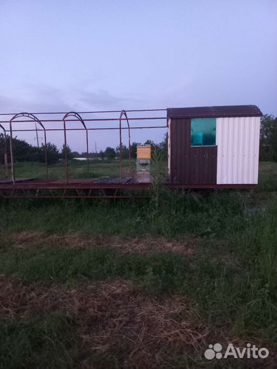 Павильон для пчел