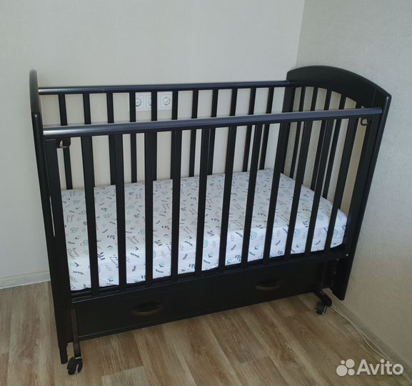 Кровать для новорожденного
