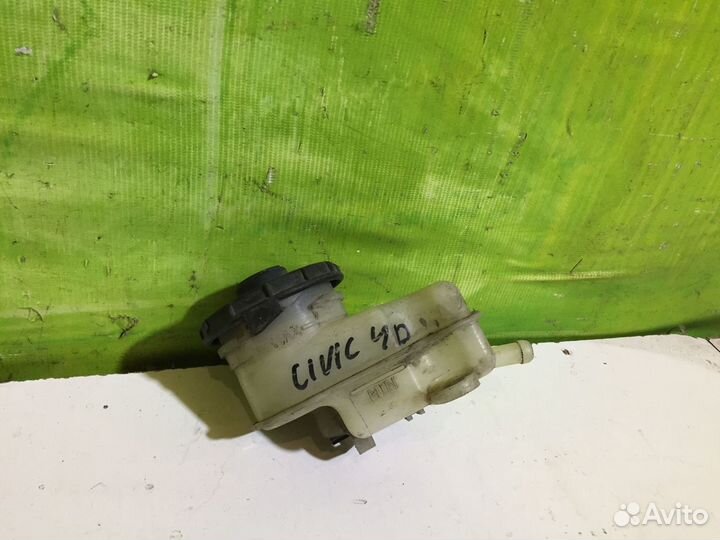 Бачок главного тормозного цилиндра Honda Civic 4D
