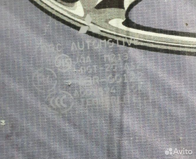 Стекло боковое двери Mitsubishi lancer X Лев