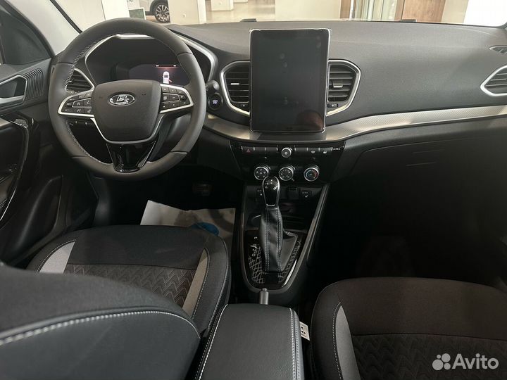 LADA Vesta 1.8 CVT, 2024