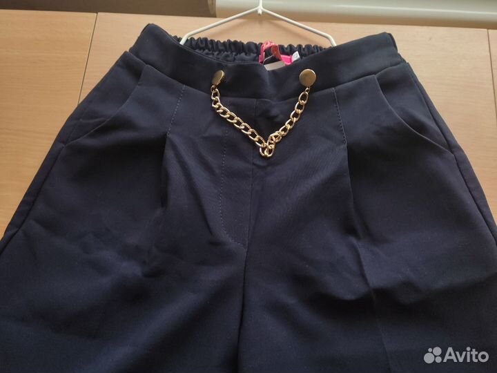 Школьная форма (брюки) для девочки 42 размер