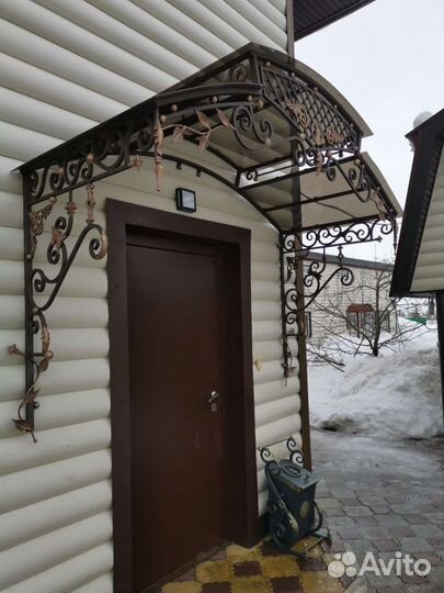 Кованый козырёк