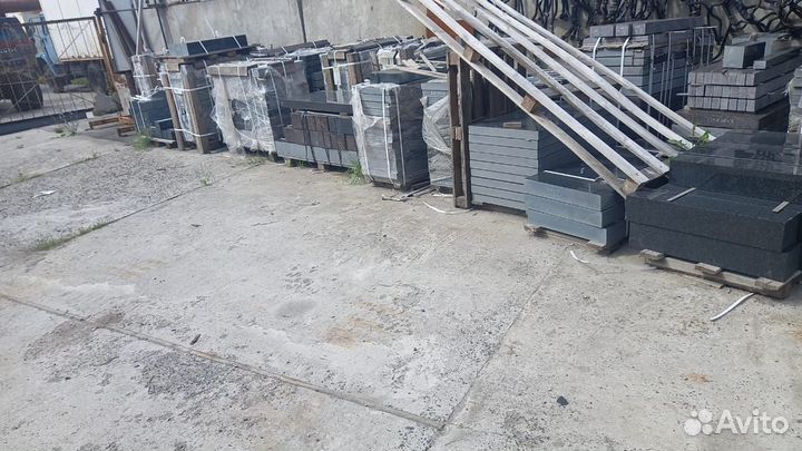 Памятники из гранита. Благоустройство могил