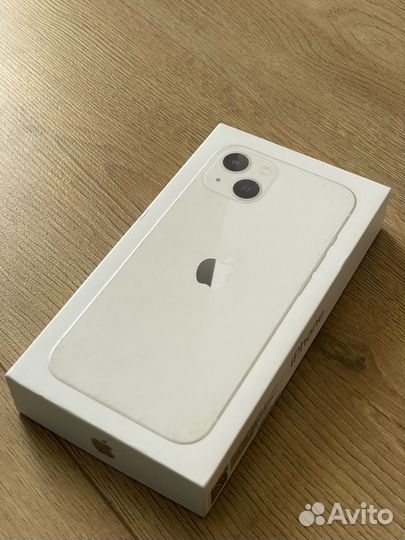Коробка от iPhone 13