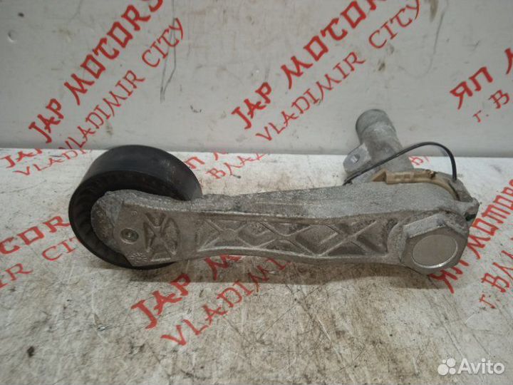 Натяжитель ремня генератора Peugeot 308 хэтчбек