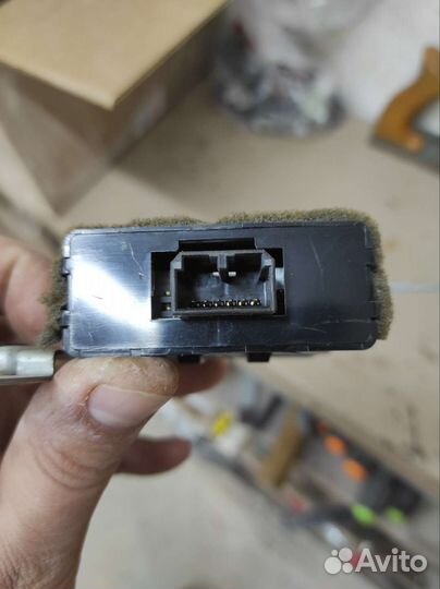 Блок цз Mitsubishi Diamante MR438845