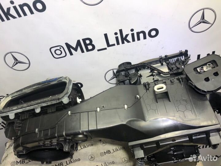 Печка салона Mercedes R-Class W251