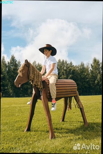 Декор для детской площадки. Деревянная Лошадк