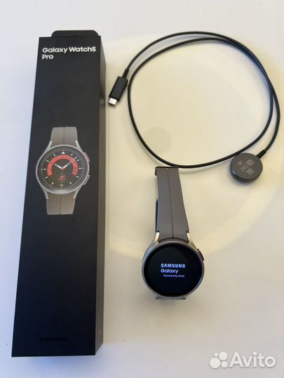 Samsung Galaxy Watch5 Pro 45mm Gray Titanium