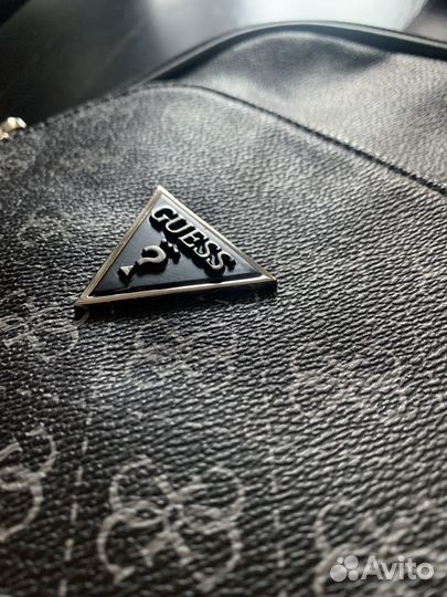Кожанная сумка guess
