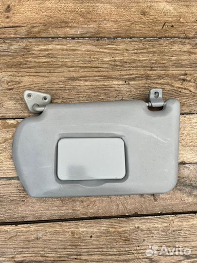 Козырек солнцезащитный левый Nissan Almera N16 1.5