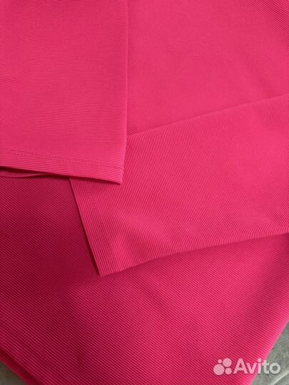 Укороченный лонгслив mohito