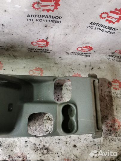 Консоль между сидений УАЗ Патриот 409