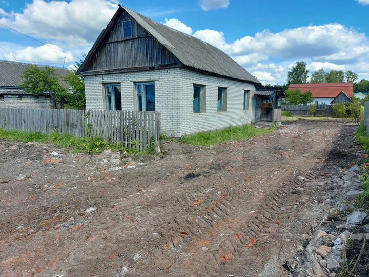 Дом 45 м² на участке 8,5 сот.