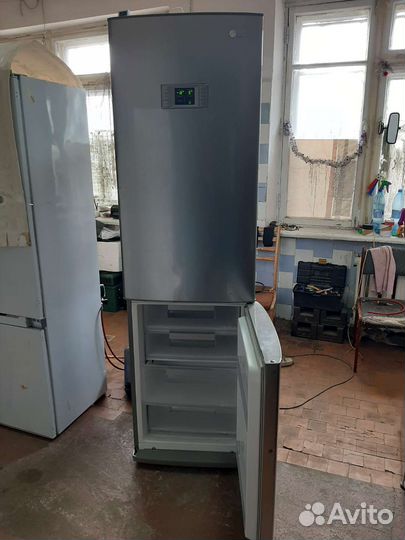 Холодильник бу lG