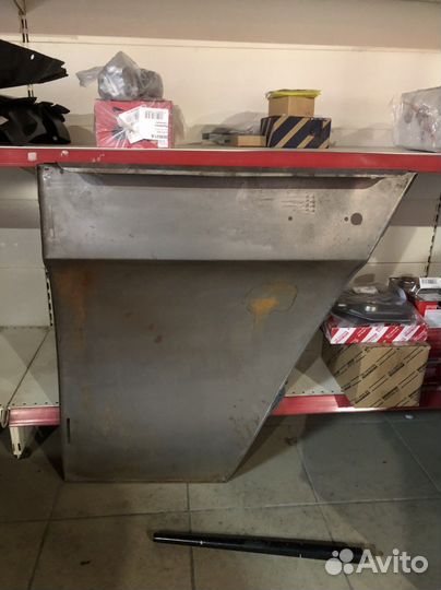 Продам накладку двери правую УАЗ