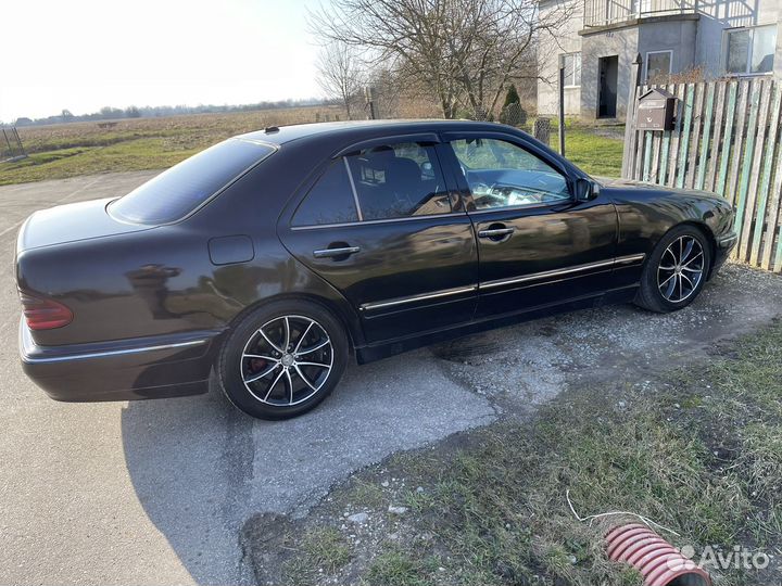 Mercedes-Benz E-класс 3.2 AT, 1997, 440 000 км