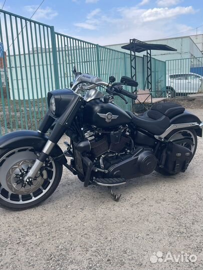 Мотоцикл Harley Davidson для фотосессии