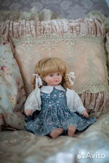 Коллекционная кукла