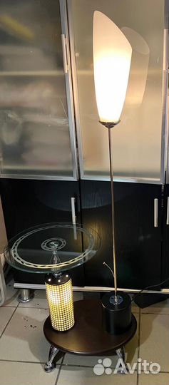 Торшер со столиком