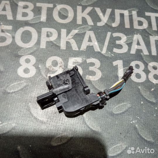 Разъём селектора ркпп Opel Astra h