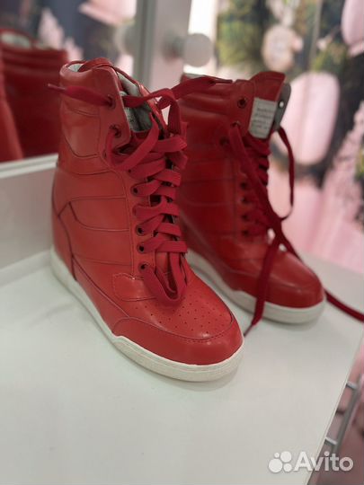 Сникерсы marc jacobs