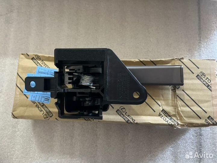 Ручка двери внутренняя передняя левая Toyota Land