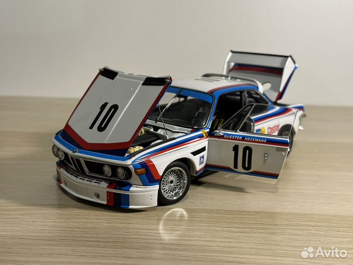 Autoart BMW CSL 3.0 #10 1:18