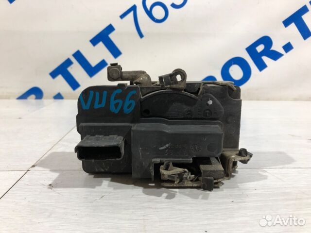 Замок двери передний левый LADA granta 1.6 мт седа