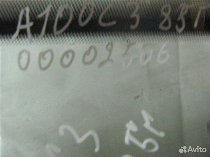 Стекло двери передней левой Audi 100/200 44