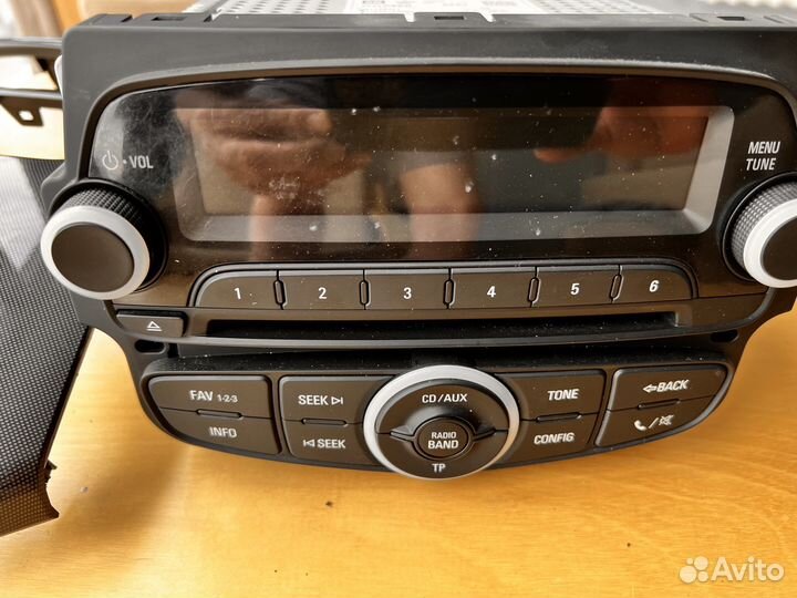 Магнитола с рамкой для Шевроле Спарк /равон р2