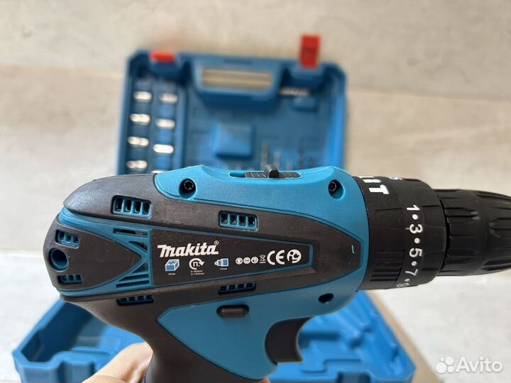 Шуруповерт makita 18В