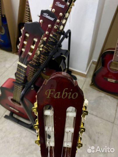 Классическая гитара fabio для начинающих
