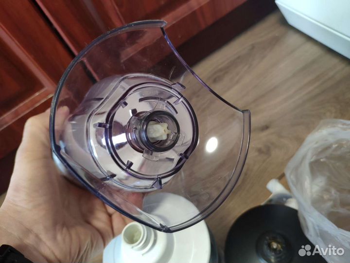 Запчасти от блендера Polaris и ещё какого то