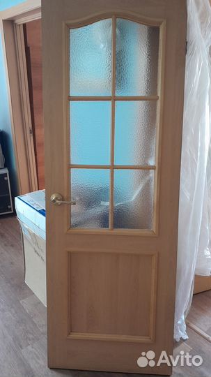 Дверь межкомнатная со стеклом бу 70 и железная две
