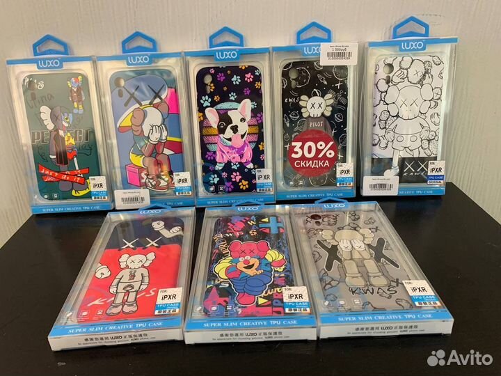 Чехол на iPhone kaws