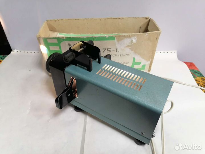 Фильмоскоп диапроектор фильмопроектор СССР Ф 75-1М