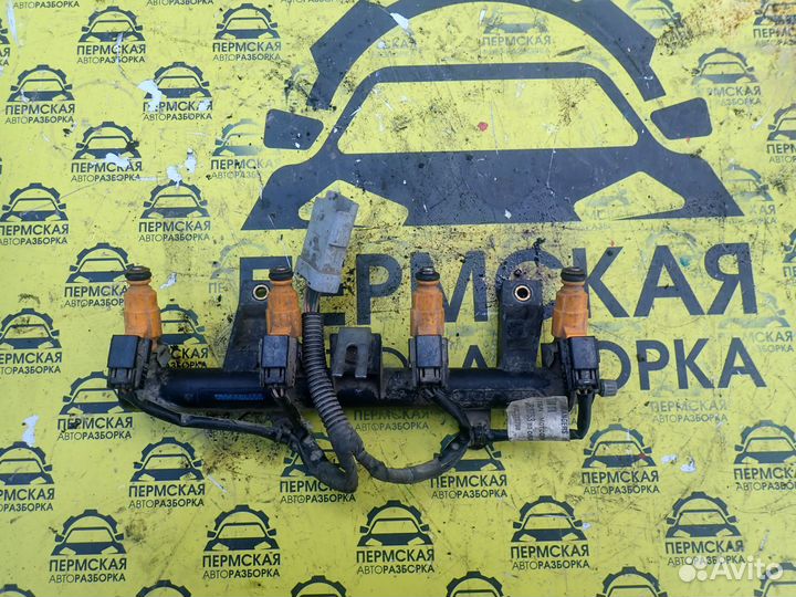 Рейка топливная (рампа) для Peugeot 206 1998-2012