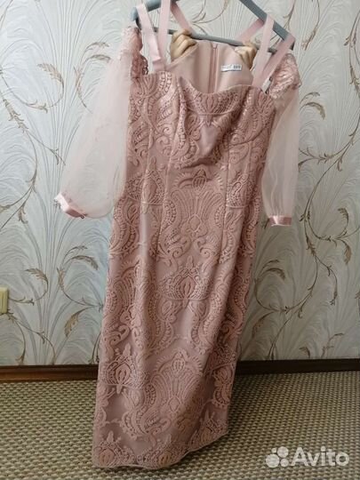 Платье 46 размера