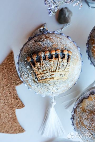 Новогодние елочные игрушки