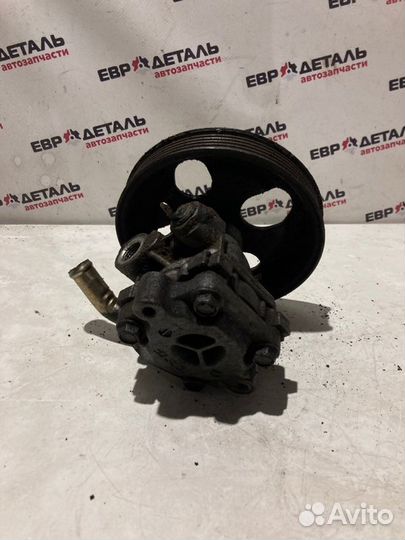 Насос гидроусилителя руля Mitsubishi Lancer 9