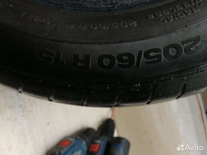 Continental ContiPremiumContact 2 205/60 R15 91H