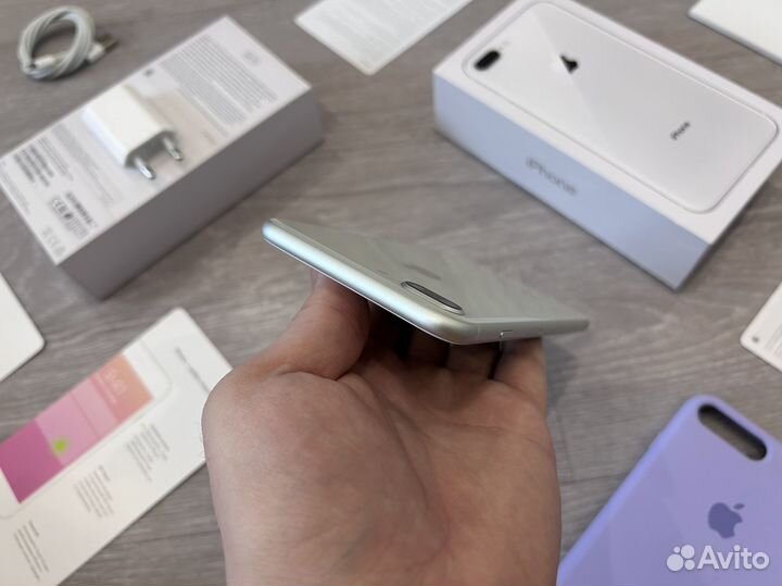 iPhone 8 Plus, 64 ГБ