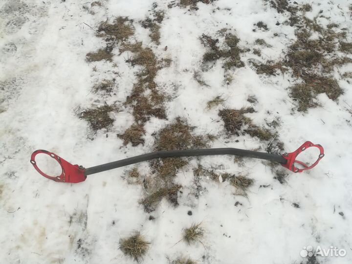 Распорка передних стоек